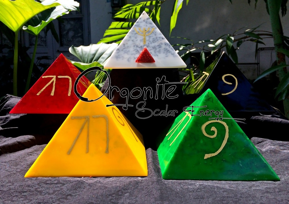 /storage/photos/1/!! Produk Orgonite Djawa/!!!! Orgon Piramida/Piramida Cosmic/1.jpg